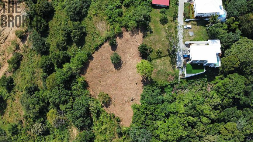 Prodej pozemku, French Harbour, Roatán, Honduras, 2428 m2