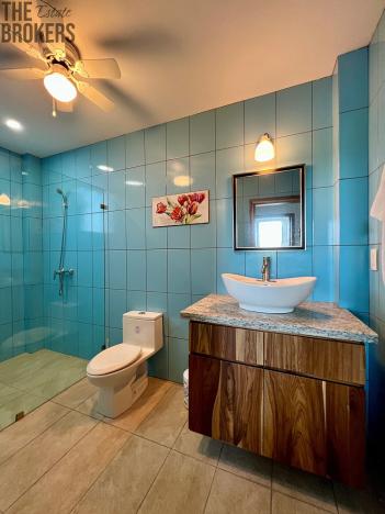 Prodej rodinného domu, Coxen Hole, Roatán, Honduras, 343 m2