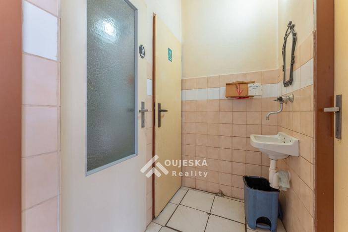 Prodej restaurace, Lhota Rapotina, 129 m2