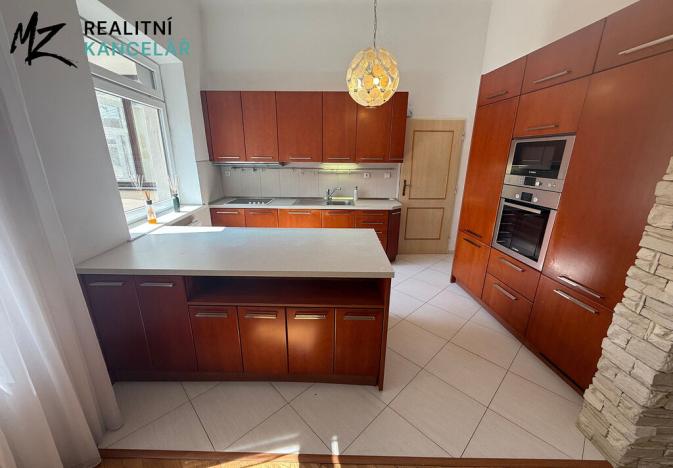 Prodej rodinného domu, Kroměříž, Kojetínská, 169 m2