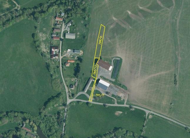 Prodej komerčního pozemku, Srby, 2298 m2