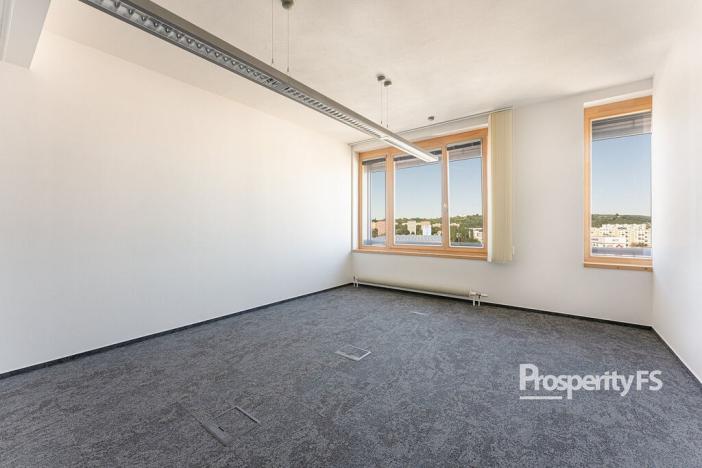 Pronájem kanceláře, Brno - Štýřice, Pražákova, 142 m2
