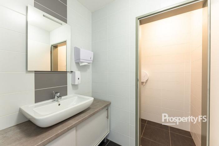 Pronájem kanceláře, Brno - Štýřice, Pražákova, 142 m2