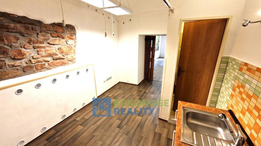 Pronájem obchodního prostoru, Trutnov - Vnitřní Město, Pražská, 46 m2