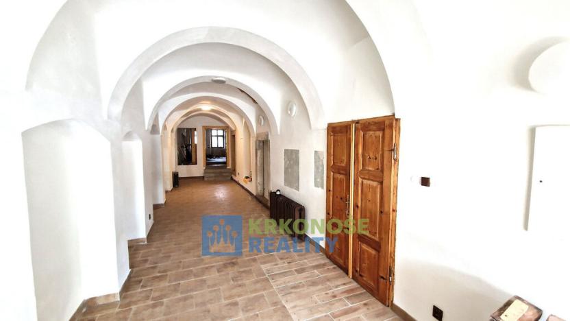 Pronájem obchodního prostoru, Trutnov - Vnitřní Město, Krakonošovo náměstí, 85 m2