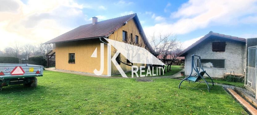 Prodej rodinného domu, Střítež nad Ludinou, 280 m2