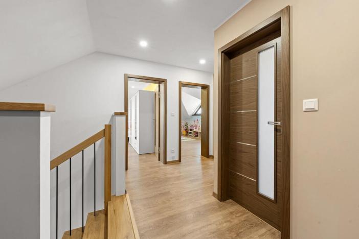 Prodej rodinného domu, Hrádek, 281 m2