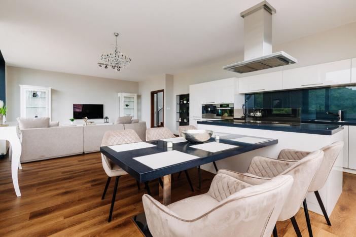 Prodej bytu 4+kk, Karlovy Vary, Pražská silnice, 155 m2