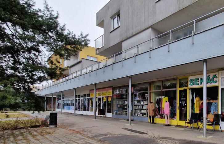 Prodej obchodního prostoru, Otrokovice - Kvítkovice, Hlavní, 430 m2