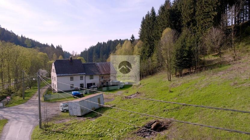 Prodej komerčního pozemku, Staré Město, 2791 m2