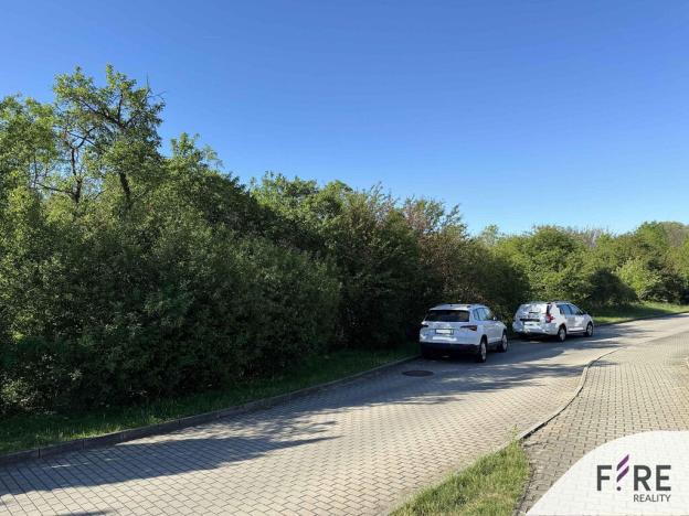 Prodej pozemku, Vestec, 1608 m2