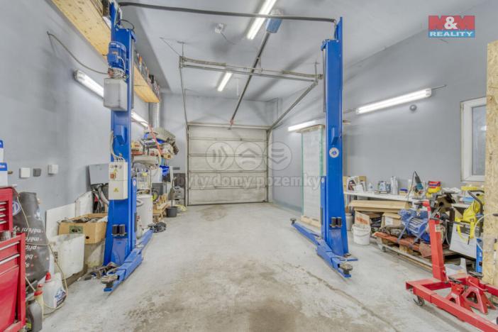 Pronájem rodinného domu, Králův Dvůr, Plzeňská, 189 m2