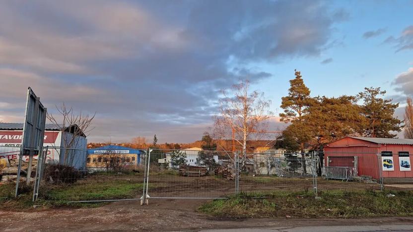 Pronájem obchodního prostoru, Znojmo, Dobšická, 500 m2