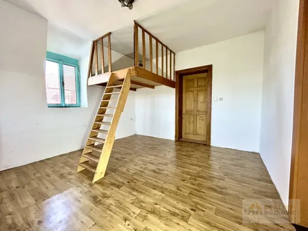 Prodej vily, Broumov, třída Masarykova, 360 m2