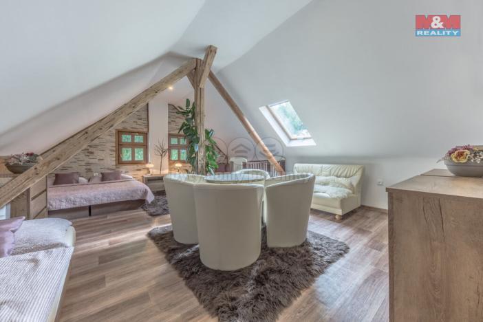 Prodej rodinného domu, Nová Paka - Štikov, 220 m2