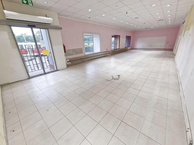 Pronájem obchodního prostoru, Praha - Libeň, Zenklova, 348 m2