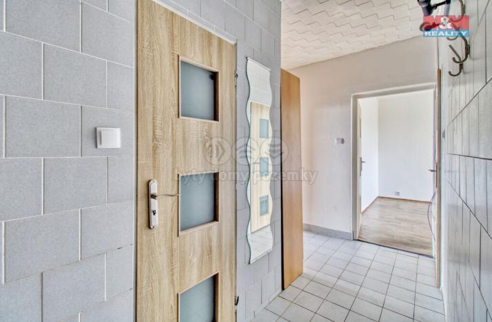 Pronájem bytu 2+1, Chomutov, Jirkovská, 61 m2