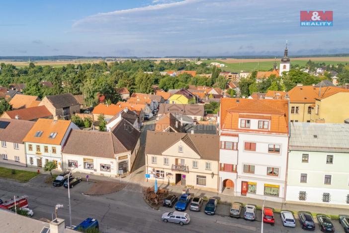 Pronájem obchodního prostoru, Kralovice, Masarykovo nám., 38 m2