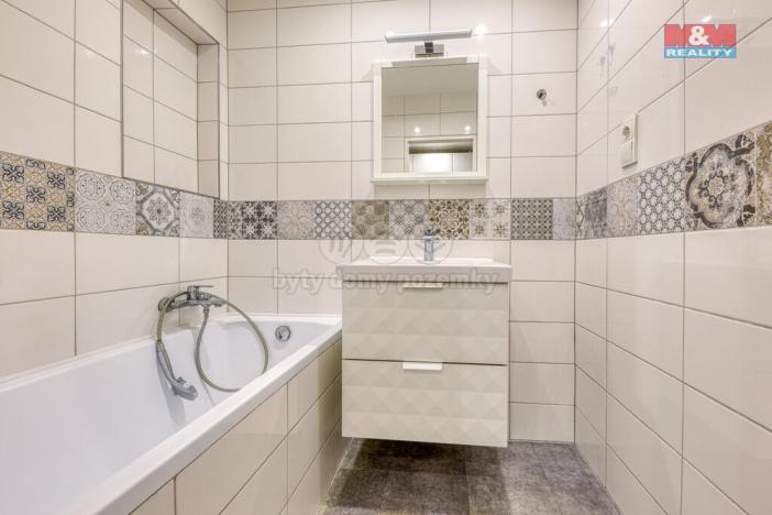 Prodej komerční nemovitosti, Plzeň, Masarykova, 65 m2