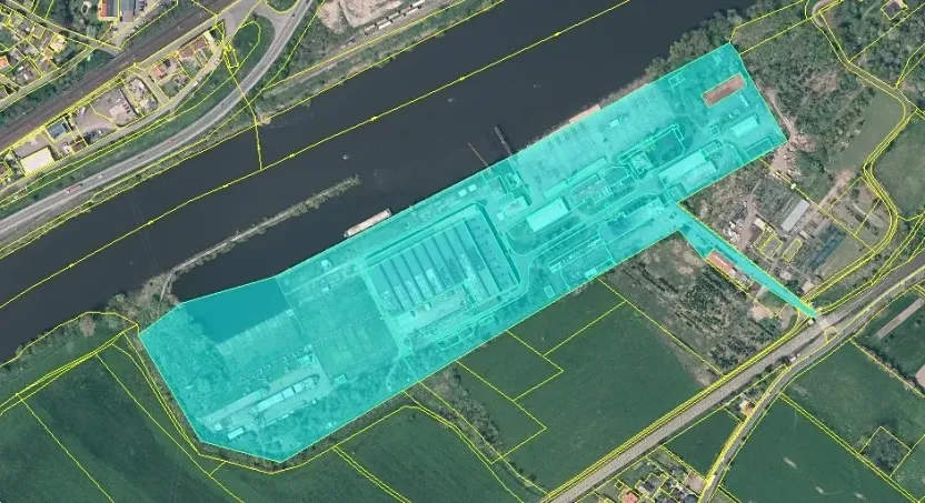 Prodej výrobních prostor, Děčín, Vítězství, 12815 m2