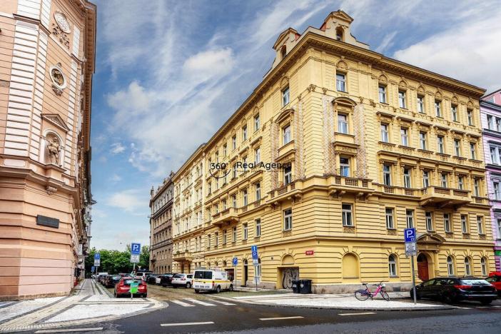 Prodej bytu 2+kk, Praha - Smíchov, Malátova, 67 m2