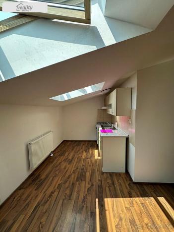 Pronájem bytu 2+kk, Brno - Trnitá, Dornych, 45 m2