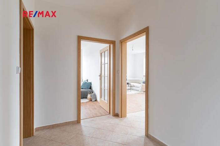 Prodej bytu 3+kk, Jesenice, Mezi Domy, 84 m2