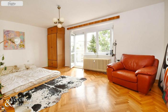 Pronájem bytu 2+kk, Praha - Dejvice, Kafkova, 62 m2