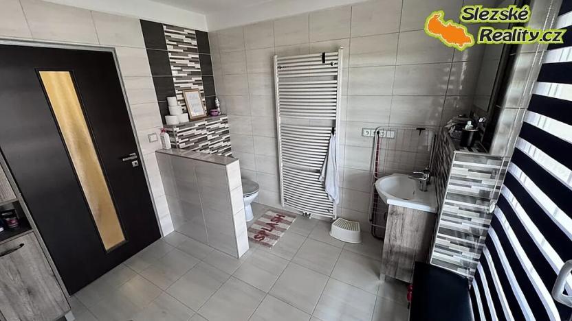 Prodej rodinného domu, Vitiněves, 290 m2