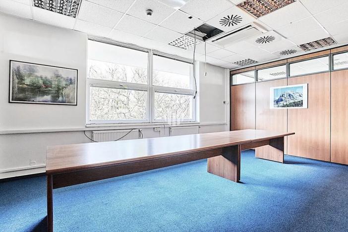 Pronájem kanceláře, Praha - Strašnice, Vinohradská, 194 m2