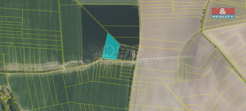 Prodej pole, Bečváry - Červený Hrádek, 12474 m2