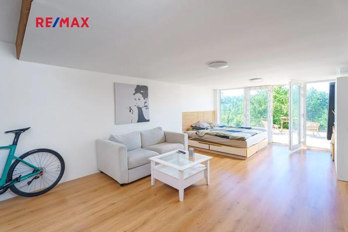 Prodej pozemku pro bydlení, Mirošovice, Na Vrchách, 1884 m2