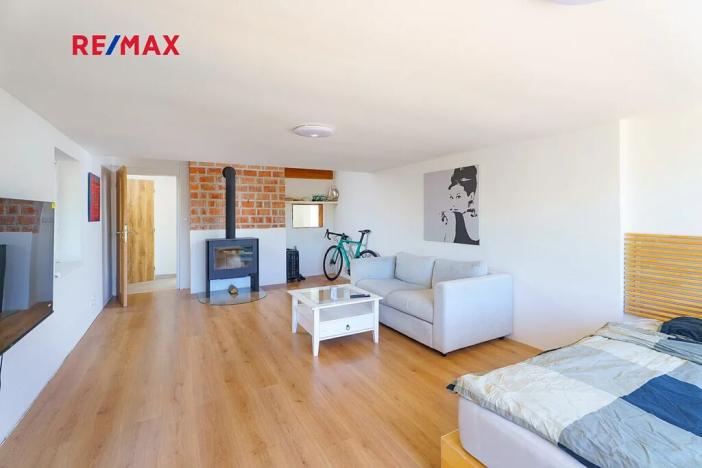 Prodej pozemku pro bydlení, Mirošovice, Na Vrchách, 1884 m2