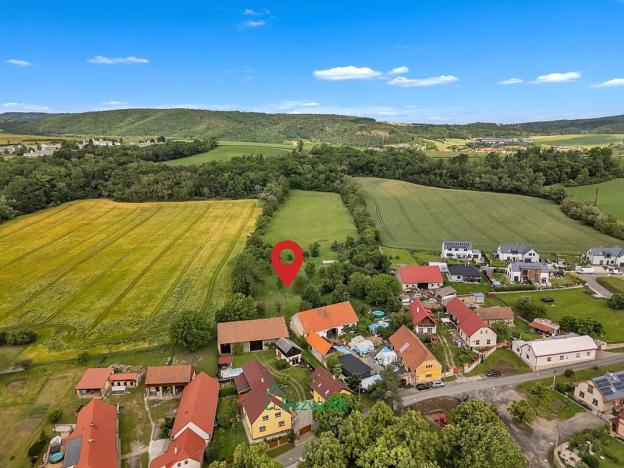 Prodej pozemku pro bydlení, Králův Dvůr, 2059 m2