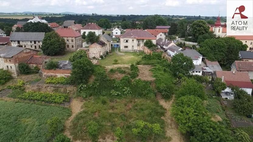 Prodej rodinného domu, Nebužely, 300 m2