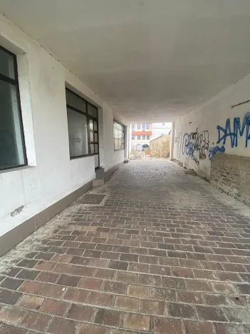 Prodej obchodního prostoru, Kolín, Kouřimská, 810 m2