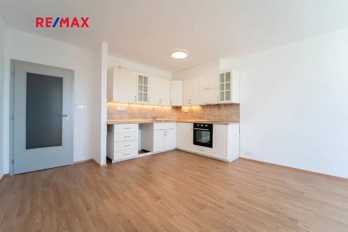 Pronájem bytu 2+kk, Poděbrady, Vrchlického, 57 m2