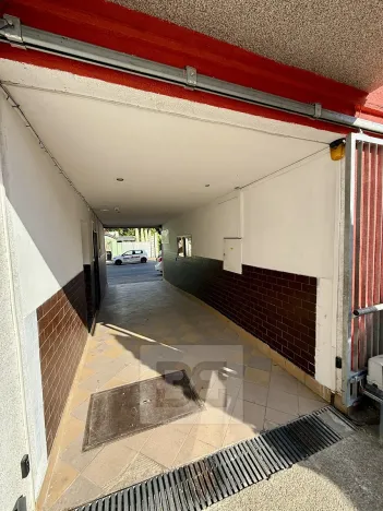 Prodej činžovního domu, Praha - Vinoř, Mladoboleslavská, 657 m2