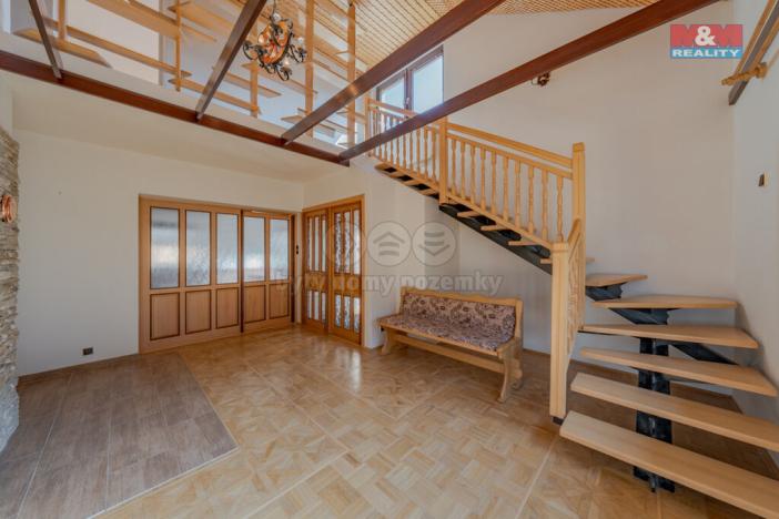 Prodej komerční nemovitosti, Velké Karlovice - Malé Karlovice, 150 m2