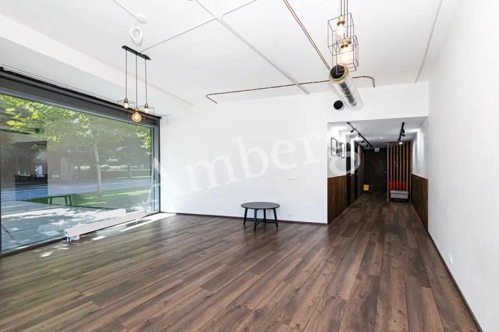 Prodej obchodního prostoru, Praha - Karlín, Karolinská, 59 m2