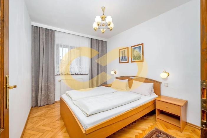 Prodej ubytování, Český Krumlov, Rooseveltova, 391 m2