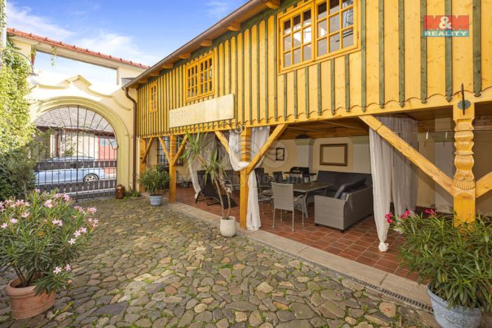 Prodej ubytování, Nové Hrady, 360 m2