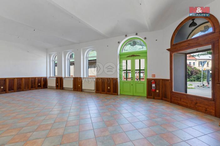 Prodej rodinného domu, Nové Hrady, 360 m2