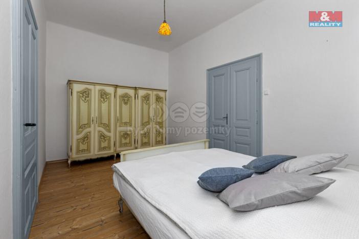 Prodej rodinného domu, Nové Hrady, 360 m2