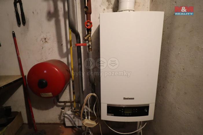 Prodej rodinného domu, Vroutek, Pod Hájem, 120 m2