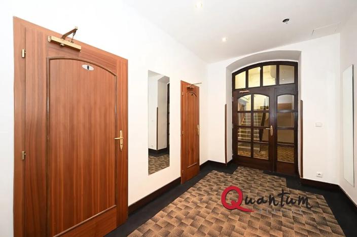 Prodej obchodního prostoru, Praha - Nusle, Slavojova, 149 m2