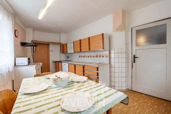 Prodej rodinného domu, Mukařov, 189 m2