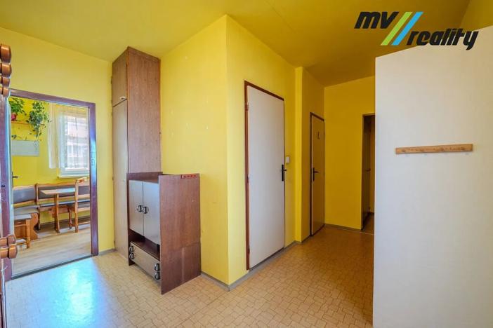 Prodej bytu 3+1, Český Dub, Mírové sídliště, 63 m2