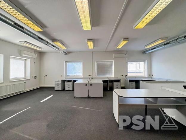 Pronájem kanceláře, Brno, Kaštanová, 51 m2