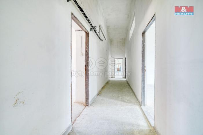 Pronájem obchodního prostoru, Plzeň - Východní Předměstí, sady 5. května, 330 m2